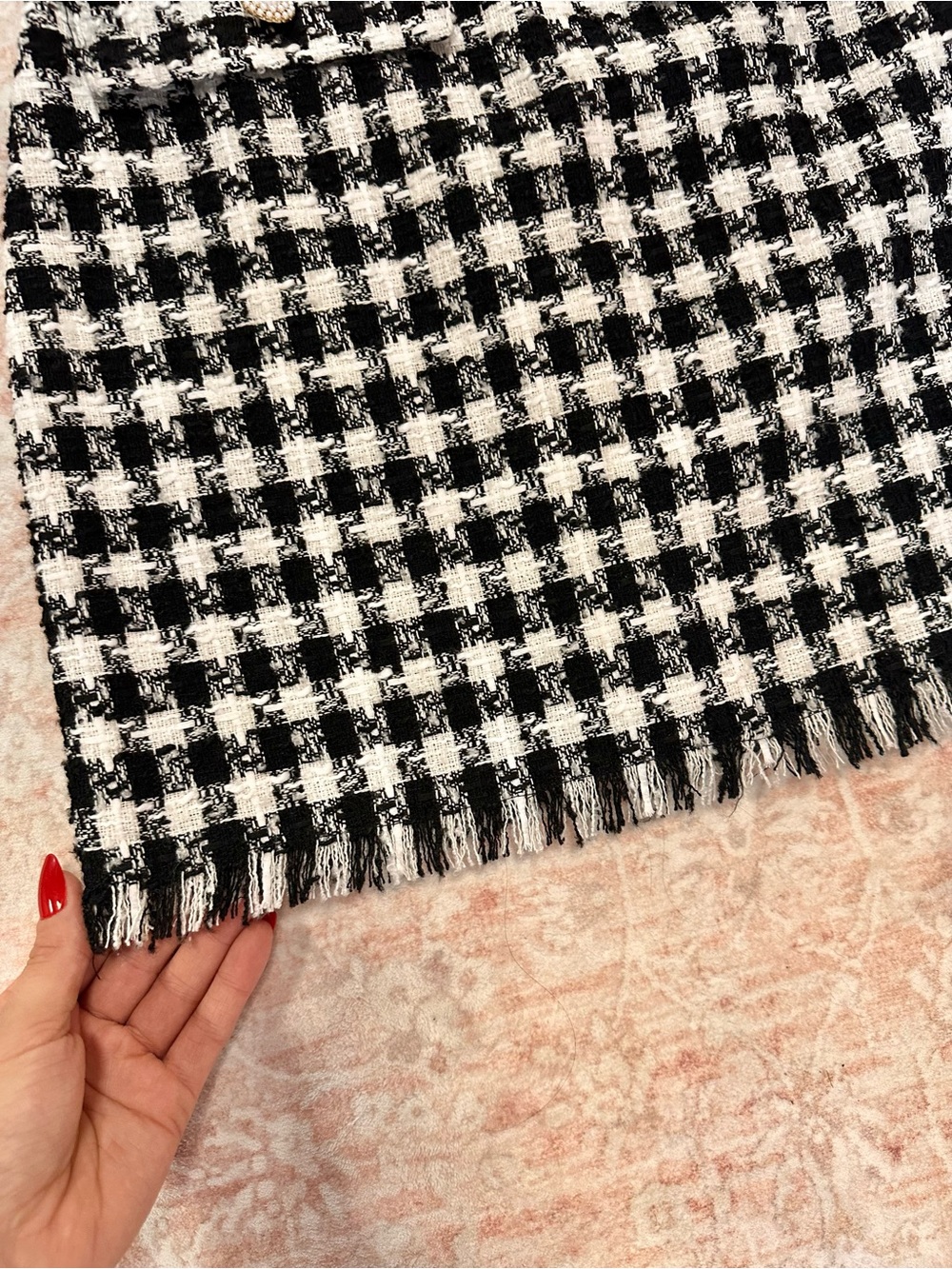 Like New 🖤 Tweed Houndstooth Mini Dress - Picture 4 of 11